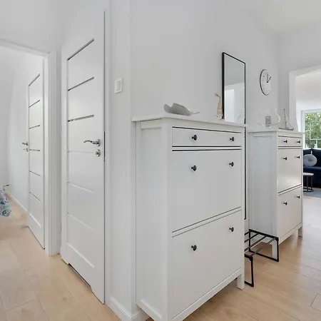 Teresa Morski W Swinoujsciu Z Parkingiem I Balkonem By Renters Świnoujście